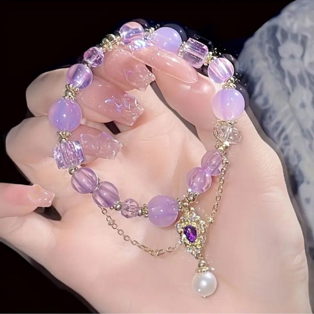 Elegant Amethyst, Crystal, & Pearl Beaded Bracelet.